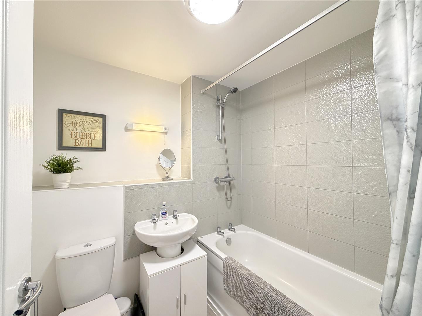 Yew Tree Way, Barford, Warwick 15